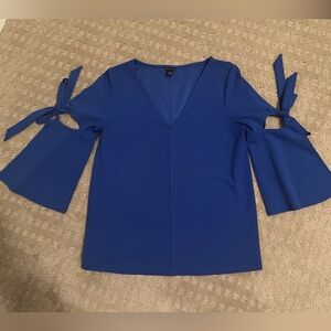 Bow & Bell Sleeve Top